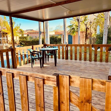 Camping Bungalow El Llac De Banyoles Porqueres Exterior foto